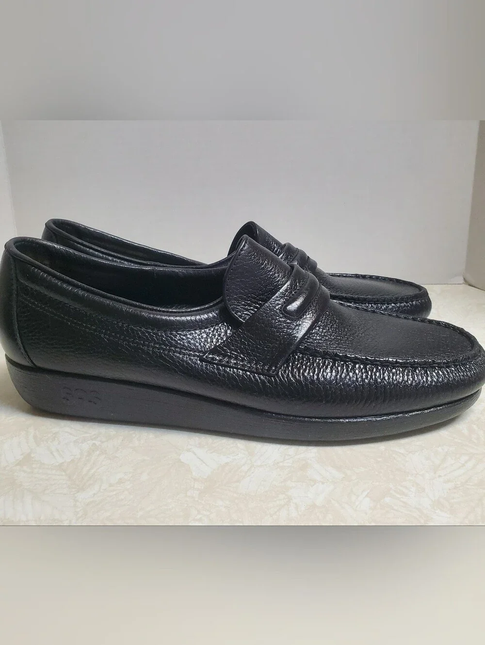 SAS Black Leather Men’s Penny Loafer Walking Shoe USA